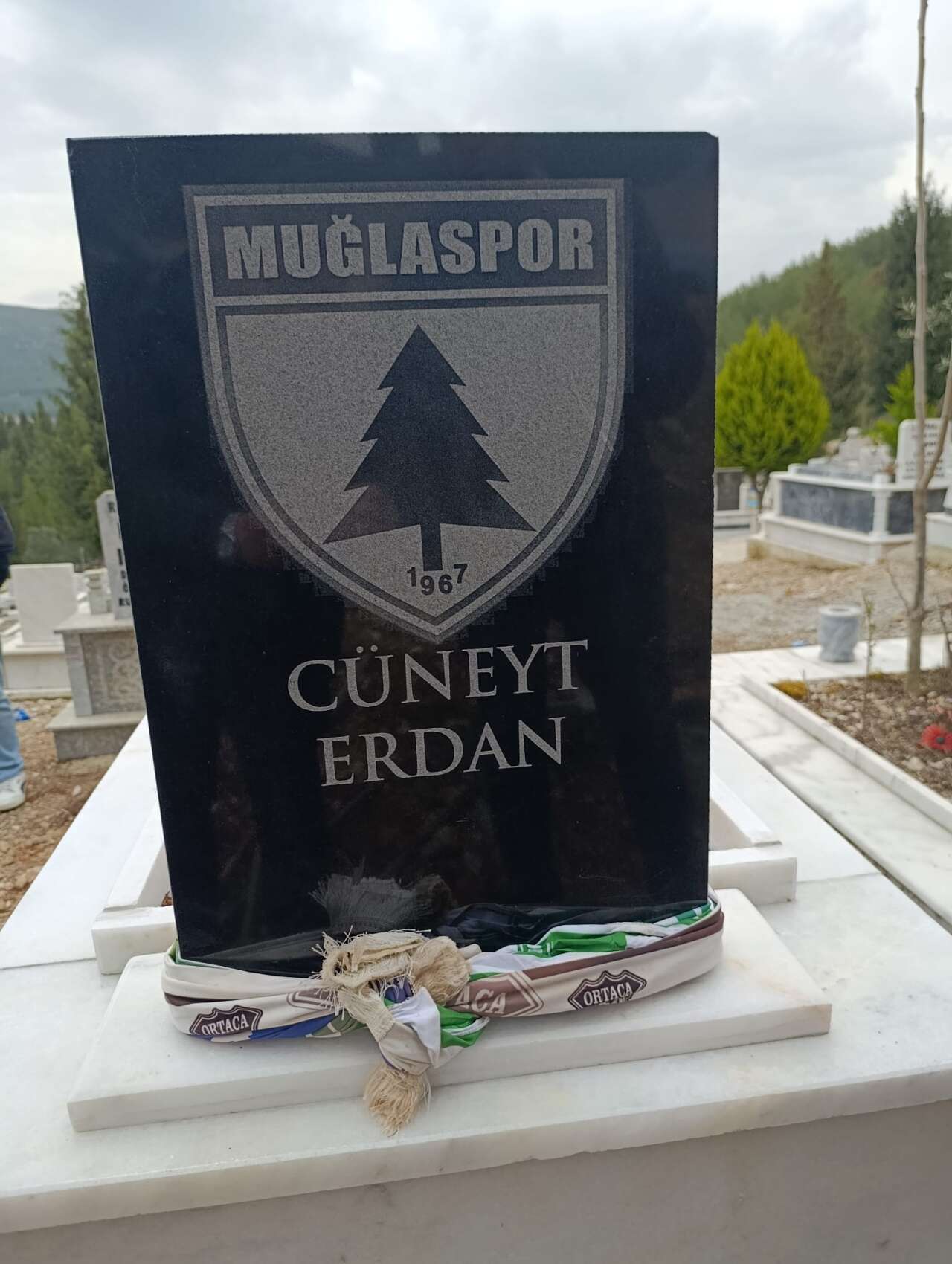 48 Gençlik Taraftarlar Derneği’nden Cüneyt Erdan’a Vefa 2